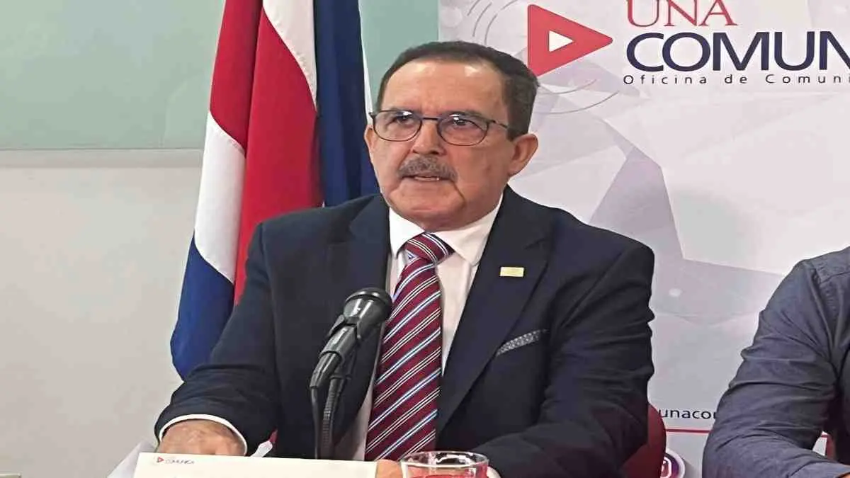 Olman Segura listo.jpg listo