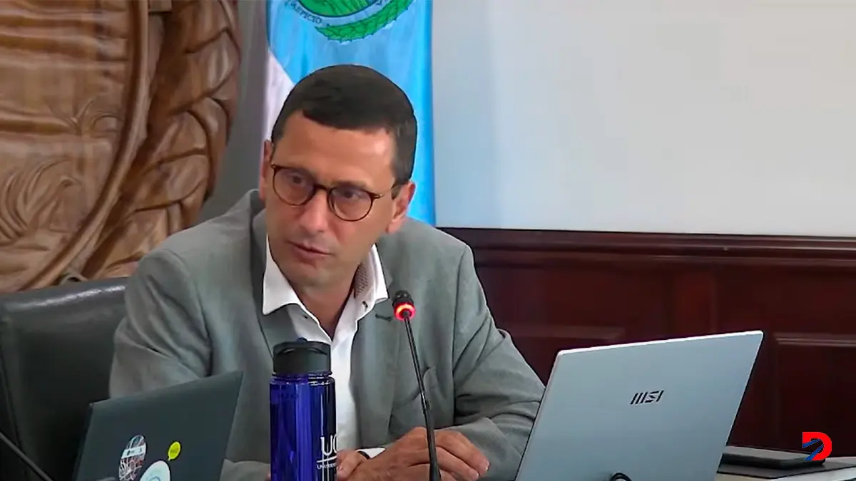 Rector de la UCR record&oacute; la autonim&iacute;a de la instituci&oacute;n ante critica de vicepresidenta