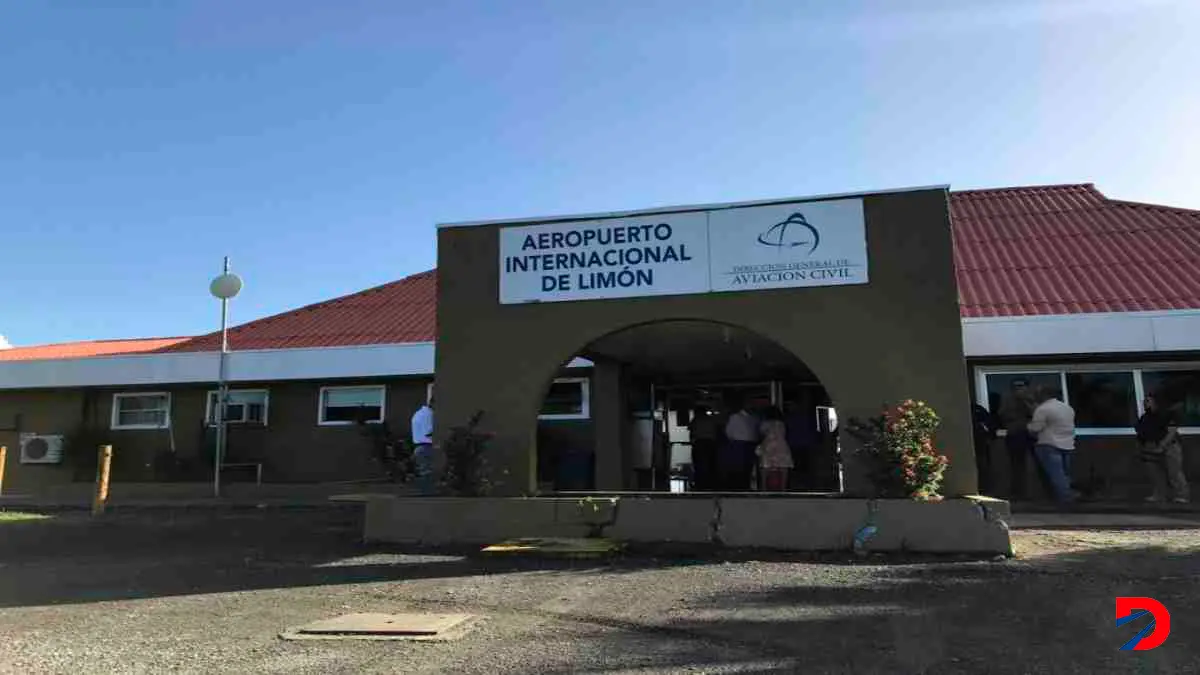 Aeropuerto Internacional de Lim&oacute;n