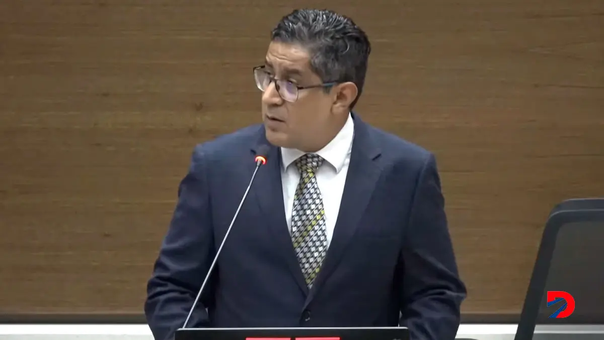 El ministro de Hacienda, Nogui Acosta asegur&oacute; que, ante el rechazo de los rectores lo que sigue es la discusi&oacute;n de la totalidad del monto del FEES en la Asamblea Legislativa.