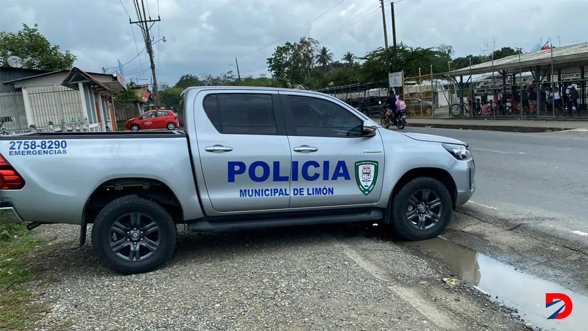 Alcaldesa buscar&aacute; que se aumente a 50 oficailes la policia municipal