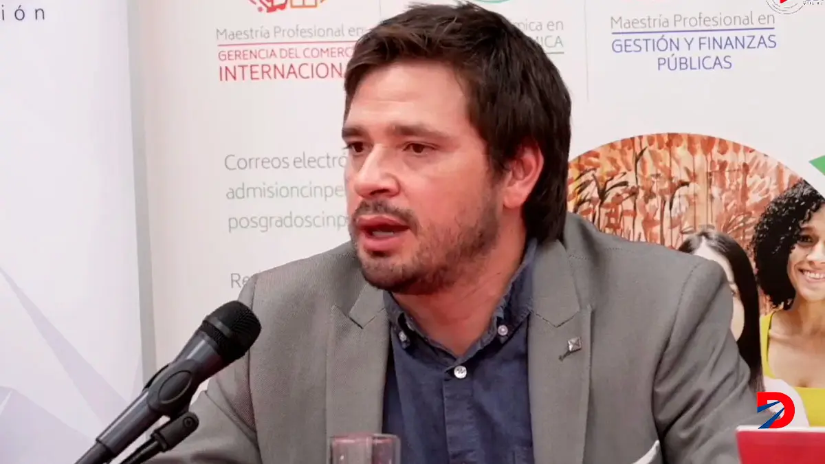 Emmanuel Ag&uuml;ero CINPE UNA