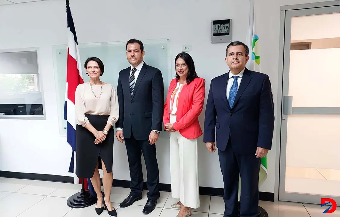 El Consejo de la SUTEL est&aacute; completa con lo cual puede sesionar y comenzar a sacar los temas pendientes. Foto: ARESEP
