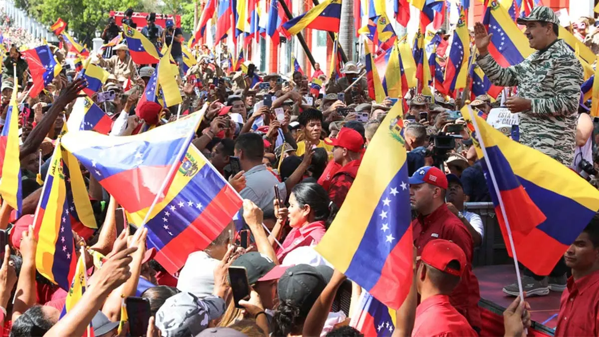 En medio de la campa&ntilde;a electoral en Venezuela, el presidente Nicol&aacute;s Maduro impulsa cambios legales que inquietan a la oposici&oacute;n. Foto: Zurimac Campos / Presidencia de Venezuela / AFP.