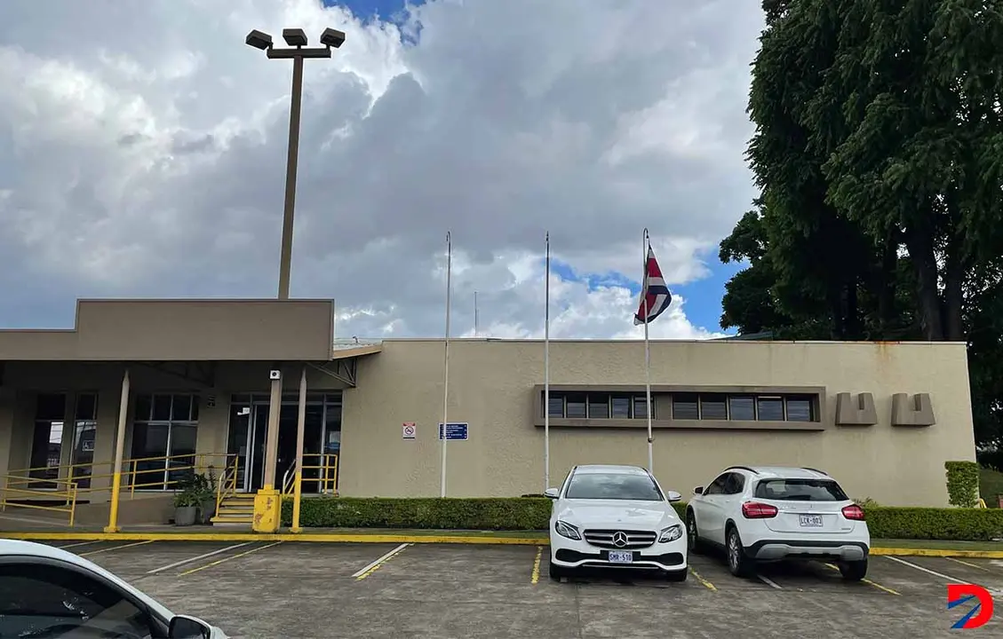 El Tribunal Contencioso Administrativo, fren&oacute; este mi&eacute;rcoles, el decreto con el cual el MOPT pretende trasladar v&iacute;as nacionales a las municipalidades. Foto TCA.
