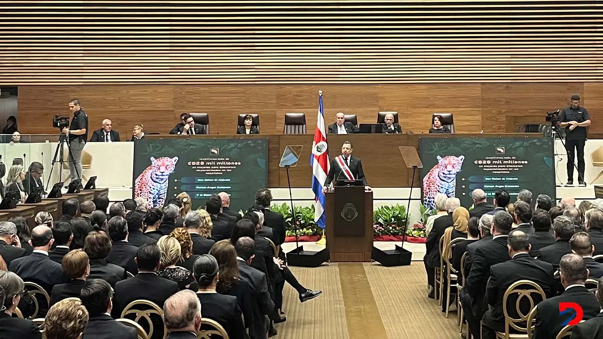 El presidente del Plenario Rodrigo Arias indico que no hay plan B, mientras tanto el Presidente de la Rep&uacute;blica asegura que siempre habr&aacute; plan B. Foto S&oacute;crates Colindres