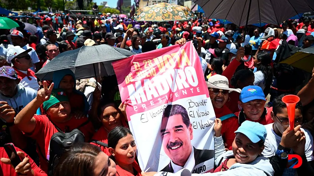 Simpatizantes del presidente de Venezuela, Nicol&aacute;s Maduro, en Maracaibo. Foto: Ra&uacute;l Arboleda / AFP.