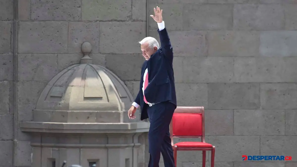 El presidente de M&eacute;xico, Andr&eacute;s Manuel L&oacute;pez Obrador, goza de una alta popularidad, a un mes de dejar el cargo. Foto: Rodrigo Oropeza / AFP.