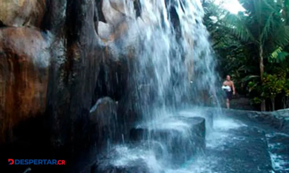 CANATUR y Arenal C&aacute;mara de Turismo y Comercio convocaron a una reuni&oacute;n de urgencia para definir un plan de acci&oacute;n. Foto: Bald&iacute; Hot Springs Hotel.