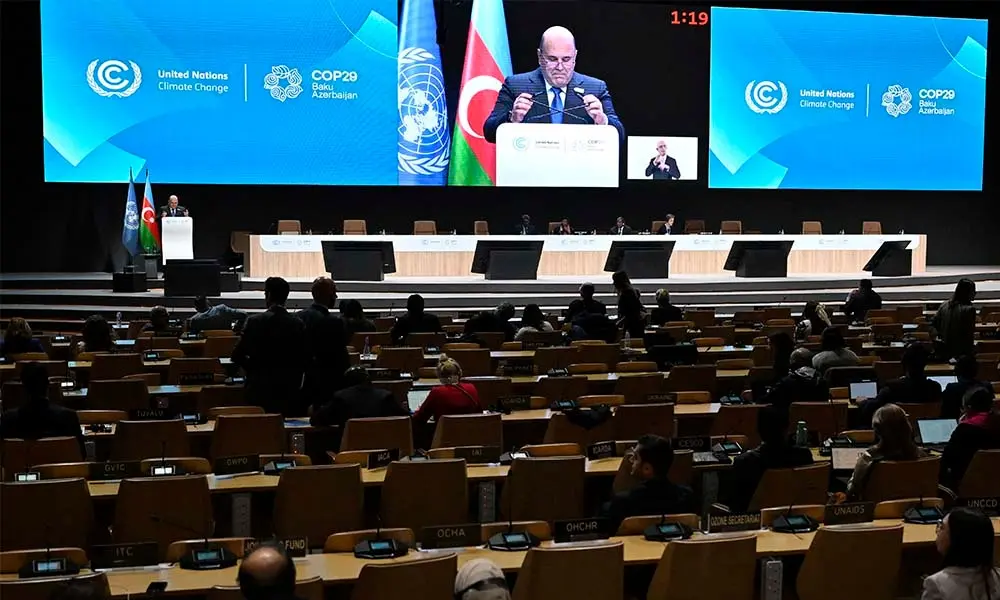 El primer ministro de Rusia, Mikhail Mishustin habla durante la COP29, en Baku. Foto: Alexander Nemenov / AFP.