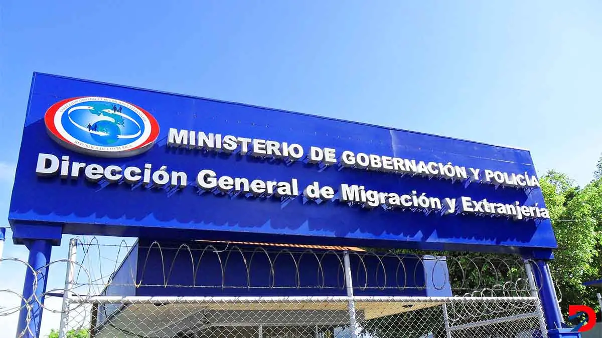El Poder Ejecutivo present&oacute; un proyecto de ley para suprimir la cartera de Gobernaci&oacute;n y Polic&iacute;a, por considerar que perdi&oacute; su raz&oacute;n de ser. Foto: Ministerio de Gobernaci&oacute;n.