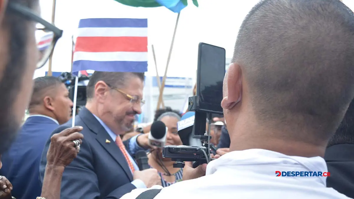 El presidente expreso que esta pensado en asistir a la marcha contra el fiscal general el 18 de marzo. Foto S&oacute;crates Colindres