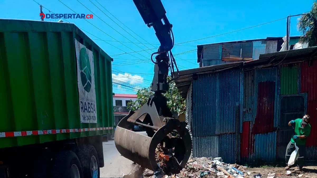 El contrato con la empresa que brinda los servicios de recolecci&oacute;n de residuos en el cant&oacute;n de Heredia vence el pr&oacute;ximo mi&eacute;rcoles 25 de junio a la espera de una respuesta del Ministerio de Salud. Foto Municipalidad de Heredia