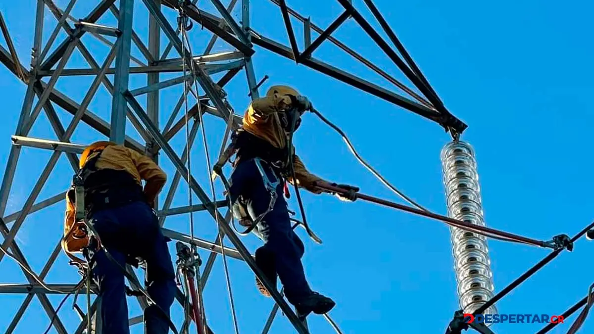 La C&aacute;mara de Industriales de Costa Rica le pide a la ARESEP  que tome acciones que no perjudiquen a las empresas. Foto ICE