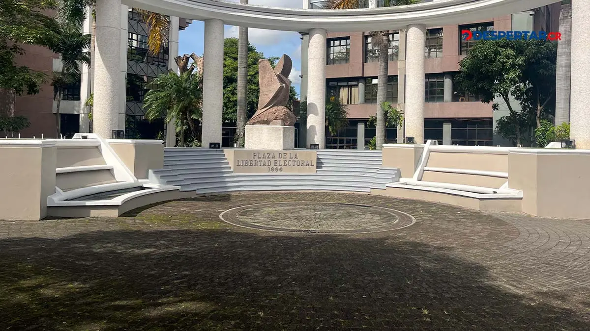 Polic&iacute;a de Tr&aacute;nsito  aplicara operativos de Elecciones en las inmediaciones del TSE a partir del s&aacute;bado a las 4 pm por todo el per&iacute;metro de ente electoral. Foto S&oacute;crates Colindres