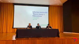 Marco Hern&aacute;ndez y Laura Su&aacute;rez