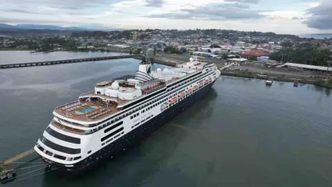 Temporada cruceros Limon