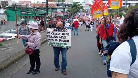 Con mensajes sobre diferentes temas.jpg vv