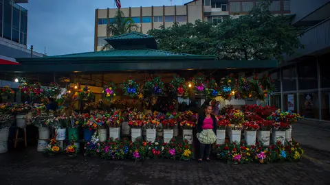 15/08/2016 Avenida Central calle 4y 6 en la entrada al Mercado Central /IeCR