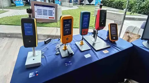 Validadores de buses para pago electr&oacute;nico listo.jpglisto