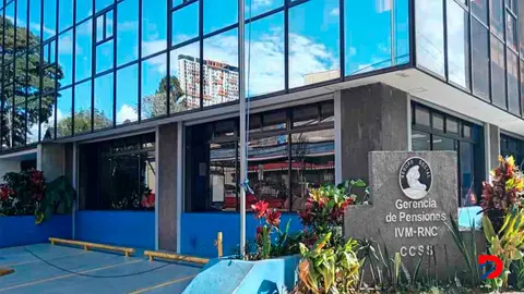 La CCSS pagar&aacute; el aguinaldo y la planilla ordinaria de pensiones a beneficiarios del IVM y  del RNC.