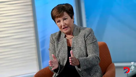 La directora del FMI, Kristalina Georgieva, habl&oacute; sobre los riesgos y las ventajas de la Inteligencia Artificial. Foto: Olivier Doulier / AFP.