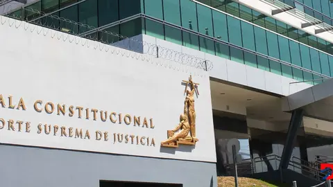 Tres pacientes de la CCSS presentaron recursos de amparo exigiendo atenci&oacute;n m&eacute;dica en momentos que los m&eacute;dicos especialistas suspendieron el tiempo extraordinaria.