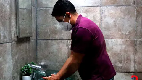 Tanto el AyA como el Ministerio de Salud recomiendan a la poblaci&oacute;n afectada a no usar el agua del grifo por estar contaminada. Foto: UCR. (Solo para fines ilustrativos)