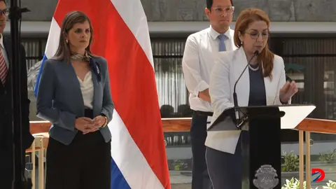 Laura Fern&aacute;ndez ministra del MIDEPLAN coment&oacute; que el proyecto ser&iacute;a defendido en la Comisi&oacute;n de Jur&iacute;dicos de la Asamblea Legislativa. Foto S&oacute;crates Colindres Lagos