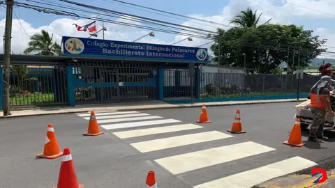 Alcalde de Palmares plantea impulsar plan piloto de ense&ntilde;anza del ingl&eacute;s en todos los centros educativos del cant&oacute;n.