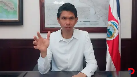 Luis Amador, exministro del MOPT reconoci&oacute; que tiene afinidad por los ideales del PUSC y que no cuenta con los recursos econ&oacute;micos para hacer una campa&ntilde;a pol&iacute;tica.