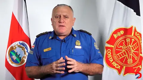 H&eacute;ctor Chaves, director de Bomberos, fue acusado supuesta malversaci&oacute;n de fondos y otros delitos, por el pago de una escultura. Foto: Captura de Bomberos de Costa Rica