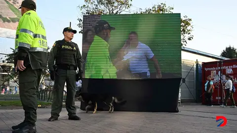 La polic&iacute;a de Colombia no est&aacute; dando abasto en la lucha contra la inseguridad. Foto: Ra&uacute;l Arboleda / AFP.