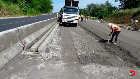 El LANAME de la UCR realiz&oacute; diferentes pruebas a los trabajos de la ruta Lim&oacute;n- San Jos&eacute; durante el 2022. Foto. LANAME-UCR