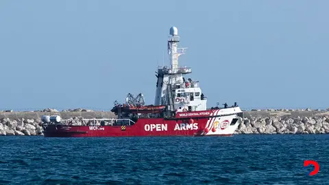 Un barco de la ONG WCK, que hab&iacute;a zarpado de Chipre con ayuda humanitaria destina a Gaza, regres&oacute; sin descargar debido al incidente. Foto: Etienne Torbey / AFP.