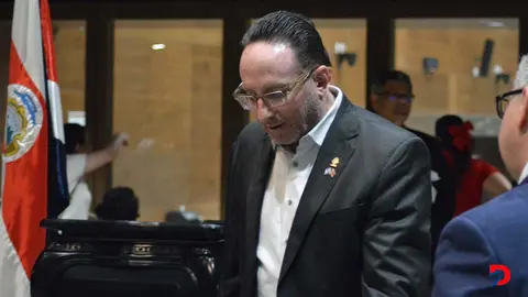 Eli Feinzing dejara su puesto como jefe de fracci&oacute;n, sin aspirar la presidencia del Congreso. Foto S&oacute;crates Colindres