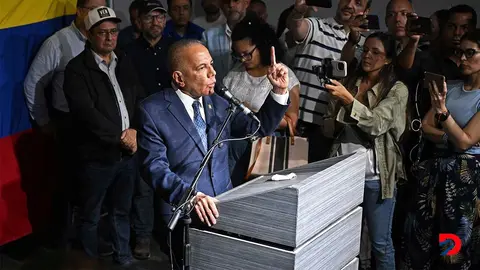 Manuel Rosales, uno de los candidatos presidenciales en Venezuela, es factor de divisi&oacute;n entre la oposici&oacute;n. Foto: Federico Parra / AFP.