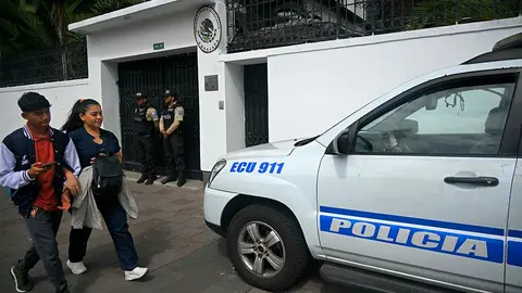 Desde el 8 de abril pasado la embajada de M&eacute;xico en Quito qued&oacute; desocupada luego de la acci&oacute;n policial contra esa sede diplom&aacute;tica. Foto: Rodrigo Buend&iacute;a / AFP.