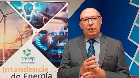 Mario Mora, intendente de Energ&iacute;a de la Aresep, explic&oacute; que las tarifas el&eacute;ctricas en todo el pa&iacute;s, aumentar&aacute;n a partir de enero del 2025. Foto: Captura ARESEP.