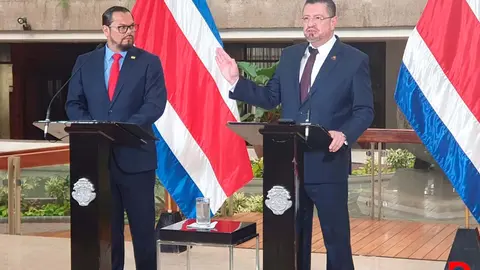 Marco Acu&ntilde;a, presidente ejecutivo del ICE, sostuvo que debido a las buenas finanzas de la entidad, no se dar&aacute;n aumentos en tarifas el&eacute;ctricas del 2025. Foto: S&oacute;crates Colindres Lagos.