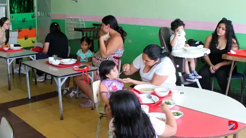 La alimentaci&oacute;n balanceada y la actividad f&iacute;sica son fundamentales para evitar el sobrepeso en los menores de edad. Foto CENCINAI
