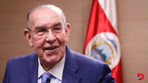 Rodrigo Arias regresa al congreso tras 24 d&iacute;as