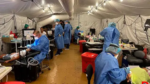 Muchos limonenses recibir&aacute;n atenci&oacute;n odontol&oacute;gica como uno de los servicios con los que contribuir&aacute; la misi&oacute;n estadounidense Promesa junto con la CCSS. Foto: CCSS.