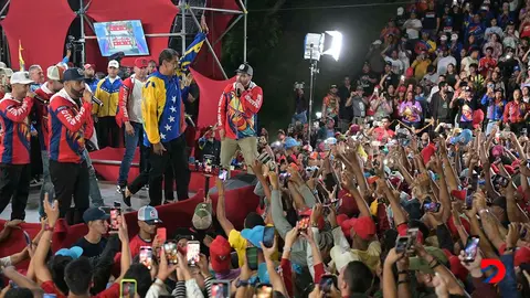 El Consejo Nacional Electoral de Venezuela declar&oacute; victorioso al presidente Nicol&aacute;s Maduro, con el 51,2 por ciento de los votos. Foto: Yuri Cortez / AFP.