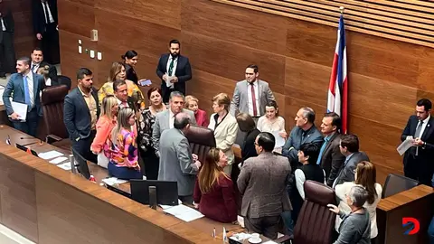 La primera sesi&oacute;n ordinaria de la tercera legislatura las jefaturas debieron buscar un consenso para avanzar en la discuci&oacute;n de los proyectos. Foto S&oacute;crates Colindres