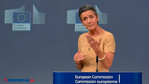 Margrethe Vestager, Comisaria de Competencia de la UE, habla ante los medios tras conocerse los fallos. Foto: Nicolas Tucat / AFP.