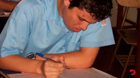 Proyecto busca que los estudiantes reciban mejores y m&aacute;s claras evaluaciones. FOTO MEP