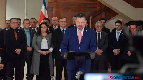 El presidente de la Rep&uacute;blica, Rodrigo Chaves cuestion&oacute; fuertemente a la Fiscal&iacute;a General de la Rep&uacute;blica, al fiscal general, Carlo D&iacute;az y a dos magistrados del Poder Judicial. Foto: S&oacute;crates Colindres.