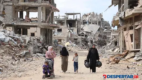 La destrucci&oacute;n en Ciudad de Gaza es notoria, un a&ntilde;o despu&eacute;s de que comenz&oacute; la guerra. Foto: Omar Al-Qattaa / AFP.