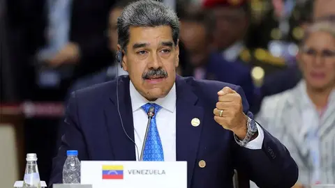 El presidente de Venezuela, Nicol&aacute;s Maduro, durante una sesi&oacute;n de la Asamblea de los BRICS, en Kazan, Rusia. Foto: Marcelo Garc&iacute;a / Presidencia de Venezuela / AFP.